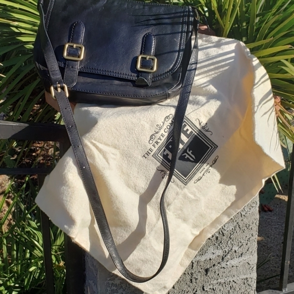 Frye Black Leather Cross Body Bag - Picture 14 of 16
